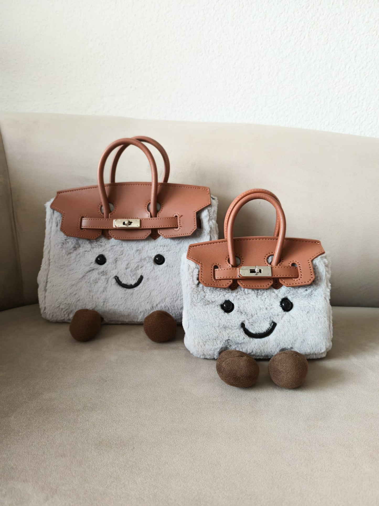 Smiley Tote – Grey